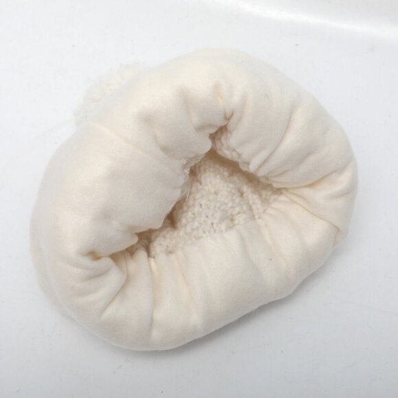 Cable Knit Winter Hat Toque & Mittens Pom Cream Leather Elk Deer Antler Patch - Picture 6 of 10